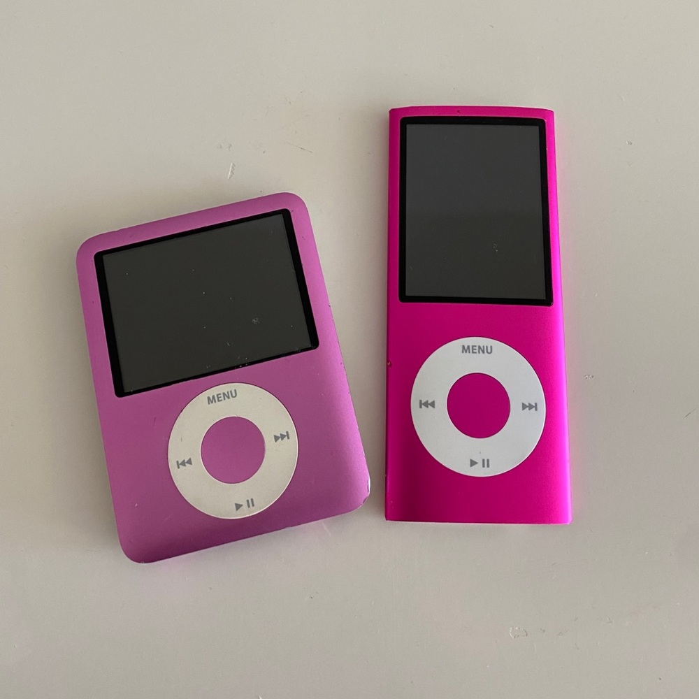2 pink vintage iPods